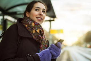single woman train station finds partner